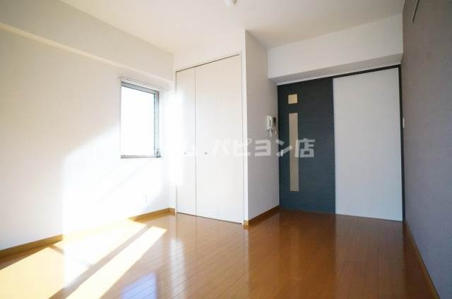 居室・リビング　別号室