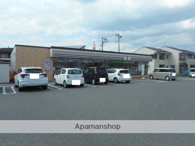 コンビニ　セブンイレブン（コンビニ）まで2358m
