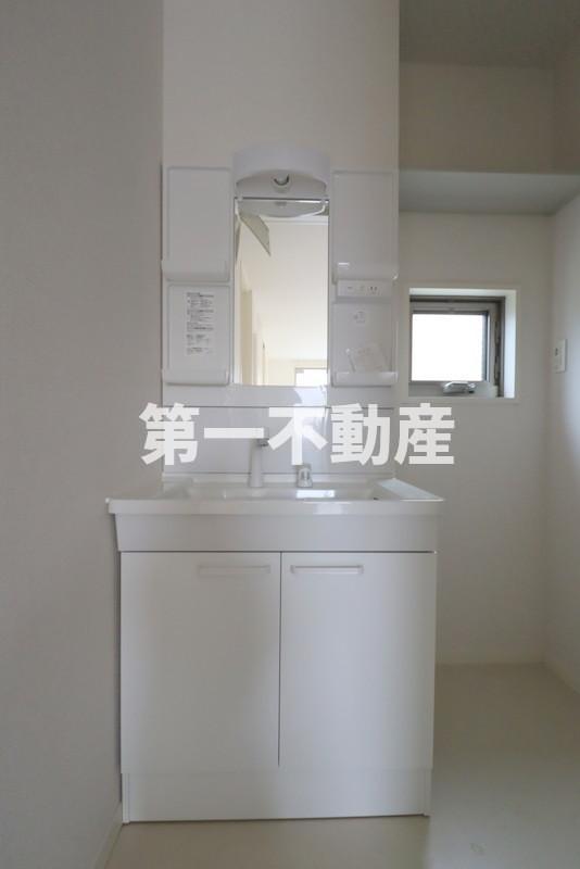 洗面設備　洗髪洗面化粧台