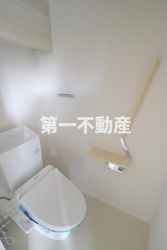 トイレ　暖房洗浄便座