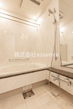 バス・シャワールーム　弊社ではオンライン対応・現地対応可能です♪