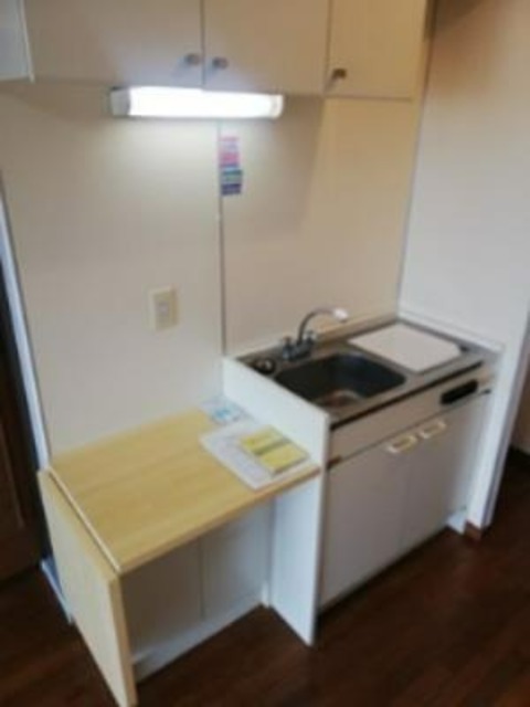 キッチン　他部屋参考写真です。