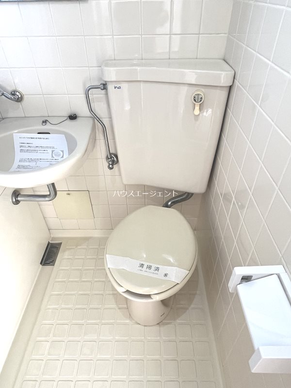 トイレ　お風呂トイレが一緒なら、お掃除も一気にしちゃいましょう！