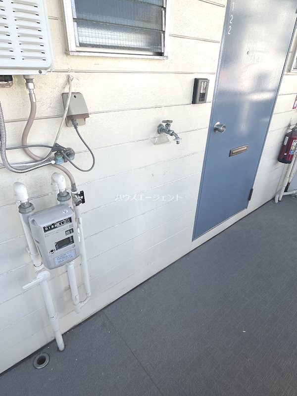 その他共有部分　洗濯機置き場は廊下です。