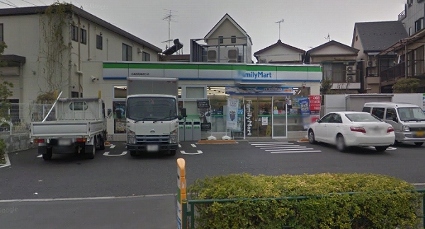 コンビニ　ファミリーマート 北葛西船堀通り店（コンビニ）まで536m