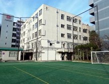 中学校　文京区立本郷台中学校（中学校）まで310m