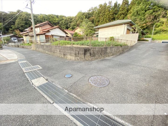 その他　前面道路（その他）まで0m