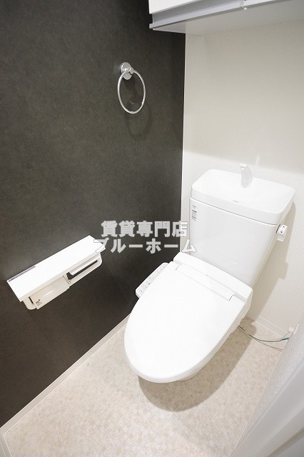 トイレ　ウォシュレット付き！