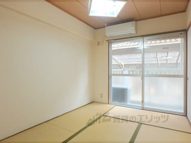 居室・リビング　和室