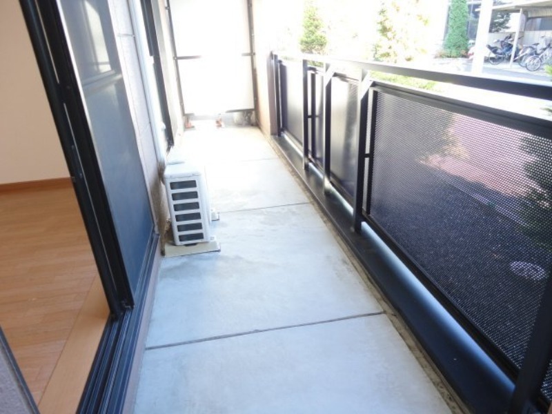 バルコニー　図面と現状に相違がある場合には現状を優先