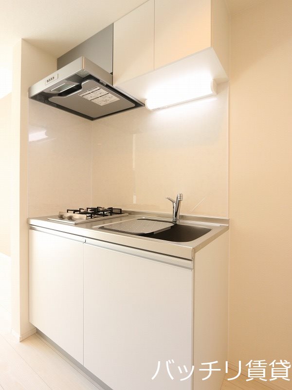 キッチン　画像は、同型タイプの為、現状を優先いたします。