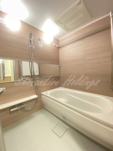 バス・シャワールーム