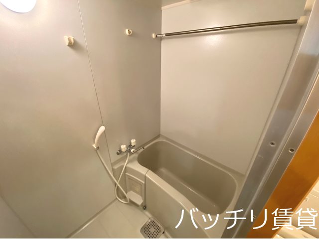 バス・シャワールーム　同型タイプのイメージ画像。現況を優先いたします。