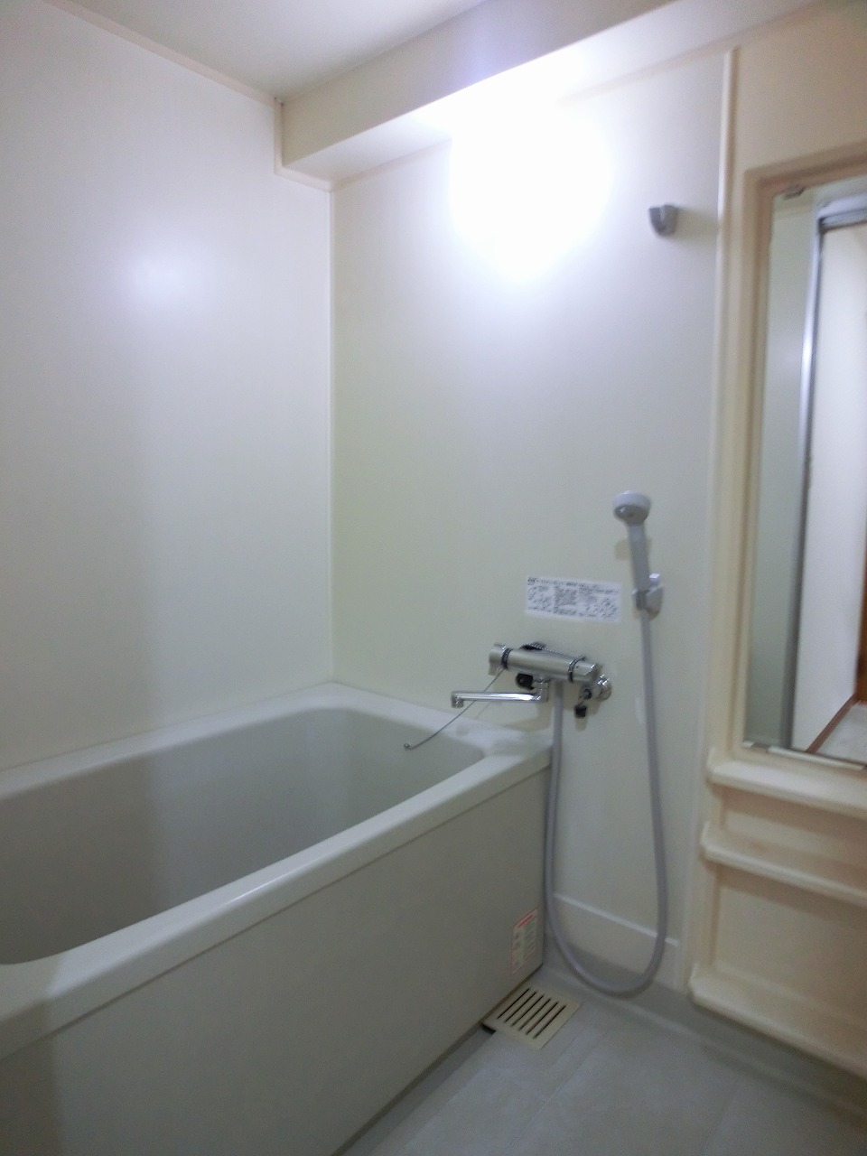 バス・シャワールーム　別のお部屋の写真です。現況を優先します。