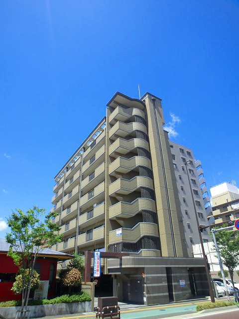 建物外観　大橋地区人気の家族タイプマンションです！駅近くで便利です！