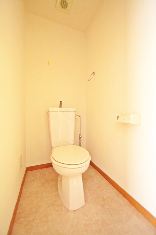 トイレ　温水洗浄便座設置可