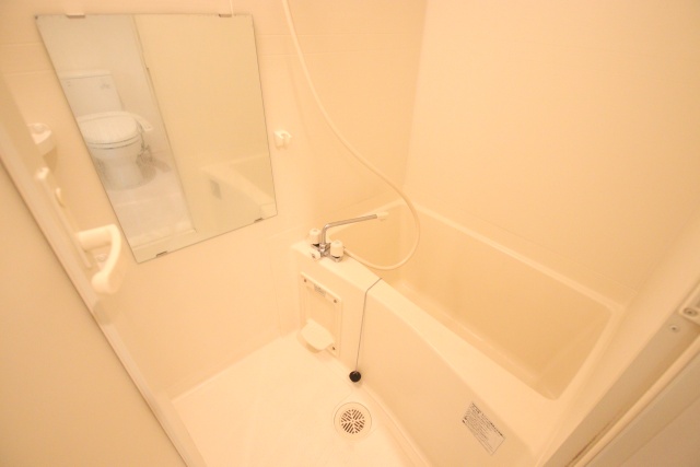 バス・シャワールーム　別室の参考写真です。※現況優先