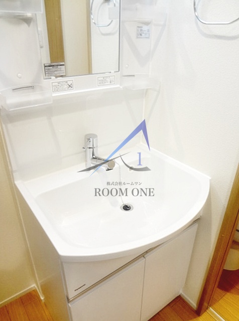洗面設備　独立洗面台です。