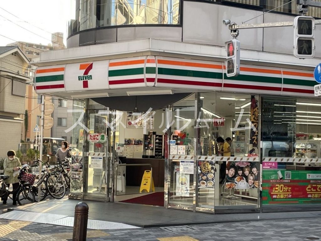 コンビニ　セブンイレブン大田区西蒲田7丁目店（コンビニ）まで50m
