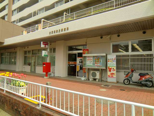 郵便局　古賀花鶴丘郵便局（郵便局）まで1111m