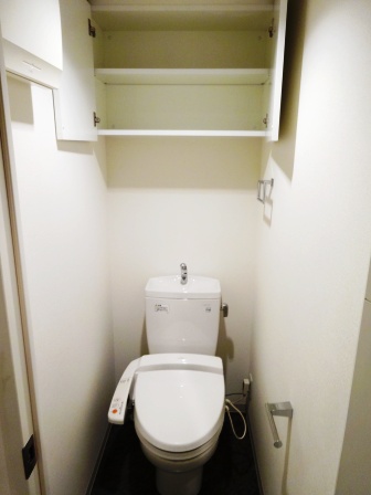 トイレ　セノアタワー新大阪