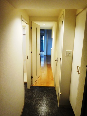 玄関　セノアタワー新大阪