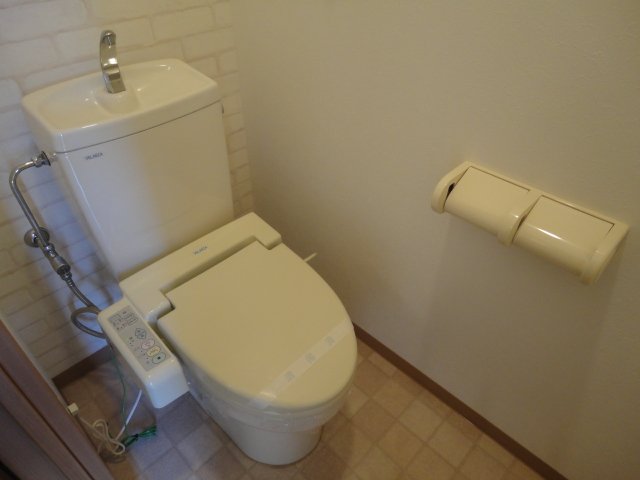 トイレ　トイレ