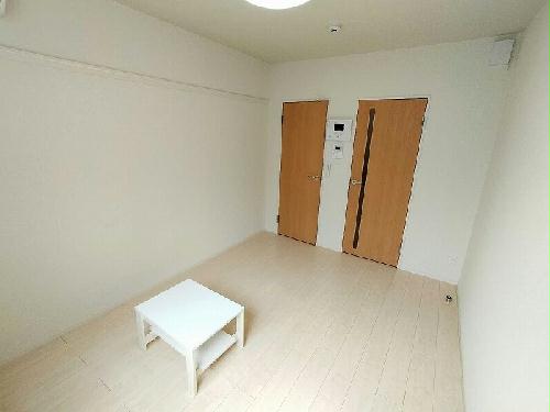 居室・リビング　現況を優先