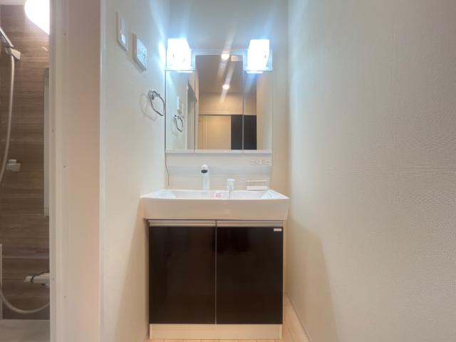 洗面設備　洗髪洗面化粧台