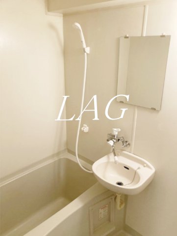 バス・シャワールーム　お風呂です。