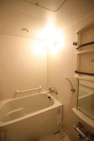 バス・シャワールーム　別タイプ参考写真　本駒込Kマンション　文京区本駒込4