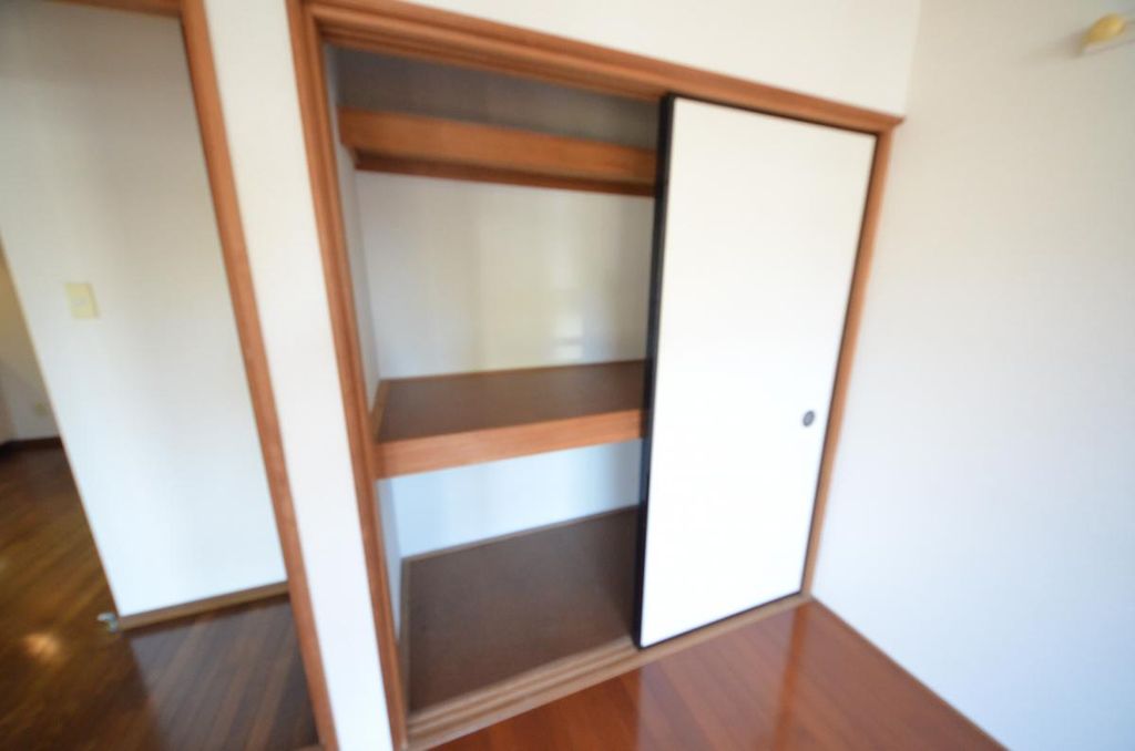収納　※別部屋の参考写真です※
