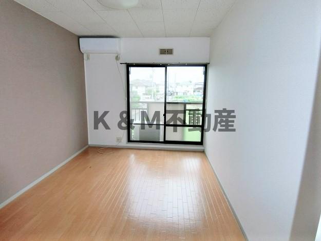 居室・リビング　おしゃれな居間です