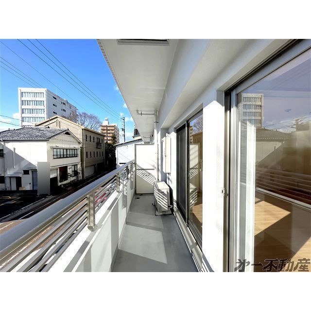 バルコニー　バルコニー