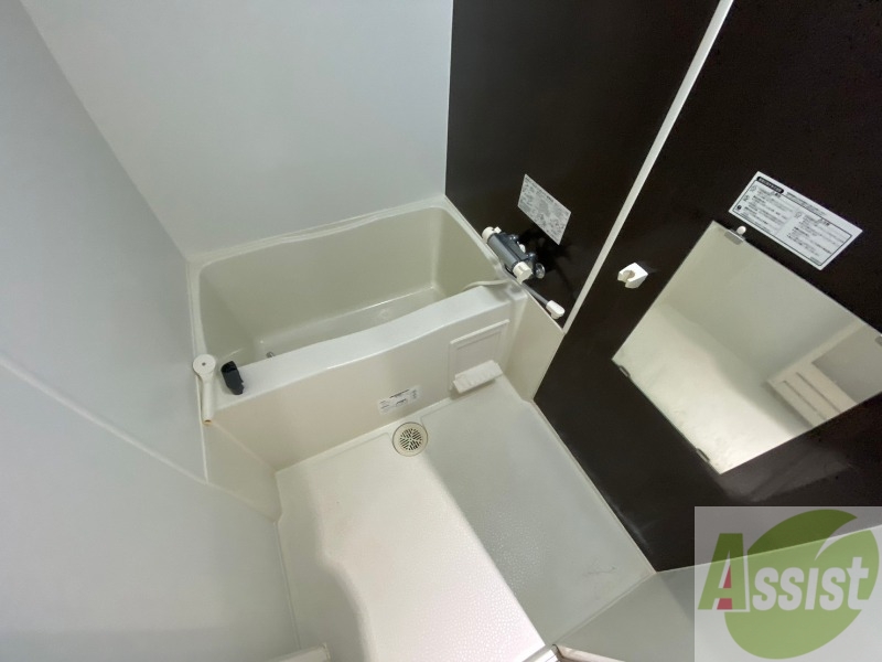 バス・シャワールーム　お風呂です。ゆっくりお風呂につかるのも体に良いですね～