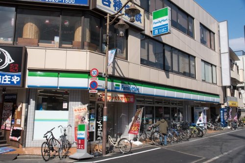 コンビニ　ファミリーマート 亀有北口店（コンビニ）まで429m