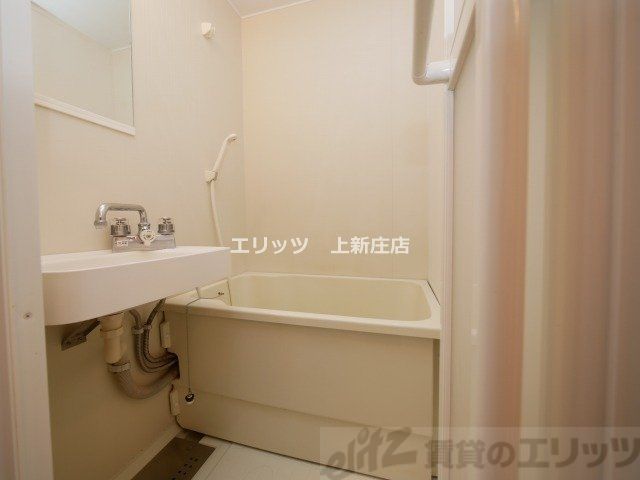 バス・シャワールーム　バス