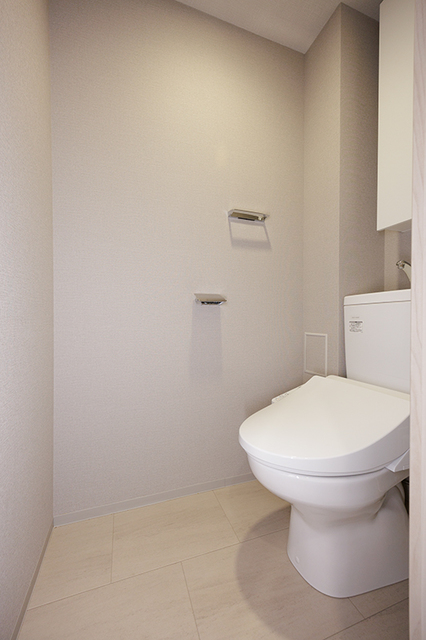 トイレ　※写真は同タイプ住戸です。