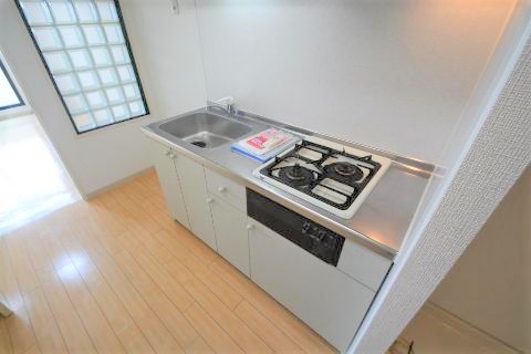 キッチン　2口コンロ付き♪