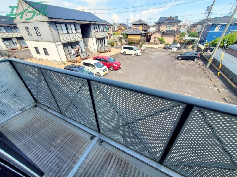 バルコニー　同物件別室画像