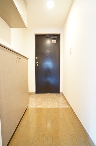 玄関　☆シューズボックス付き玄関スペース☆