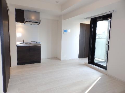 居室・リビング　室内