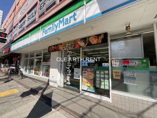 コンビニ　ファミリーマート 太子堂三丁目店（コンビニ）まで510m