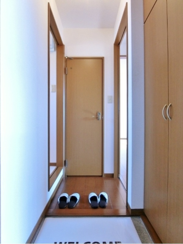 玄関　図面と現状に相違がある場合には現状を優先