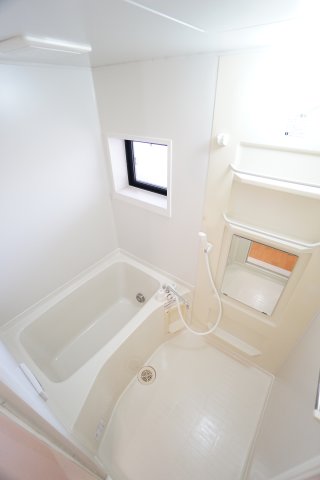 バス・シャワールーム　※同タイプの写真です。