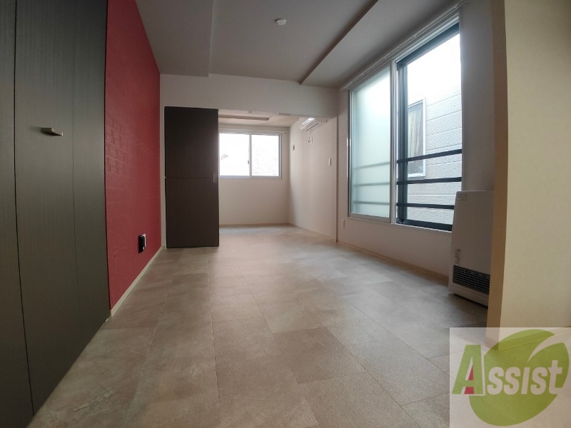 居室・リビング　広くてキレイなお部屋が広がっていて、充実した生活が送れそう。