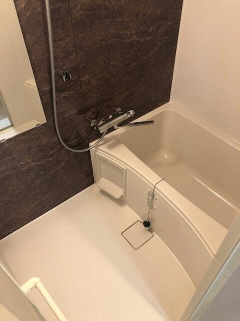 バス・シャワールーム　?