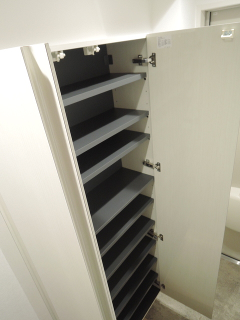 玄関　★※別号室の写真です　シューズボックス★