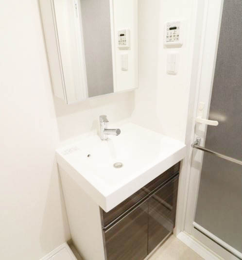 洗面設備　★収納付き、独立洗面台★
