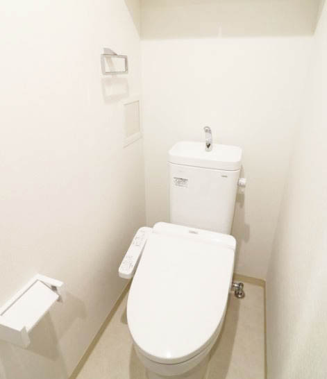 トイレ　★温水洗浄便座★